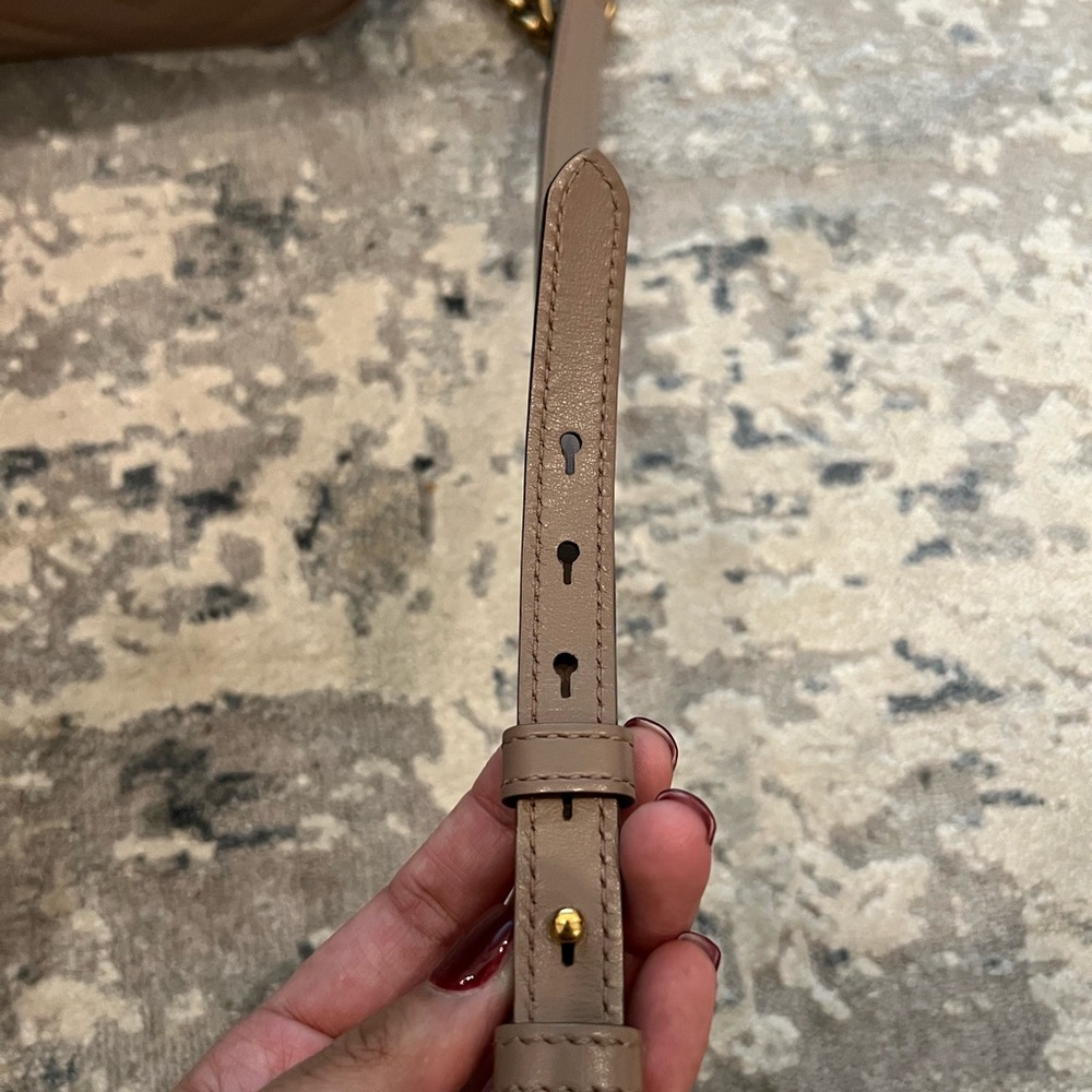 Gucci GG Marmont Small handbag - Picture 10 of 16